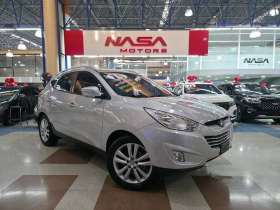 HYUNDAI IX35 2.0 MPFI GLS 16V FLEX 4P AUTOMÁTICO HYUNDAI IX35 2.0 MPFI GLS 16V FLEX 4P AUTOMÁTICO